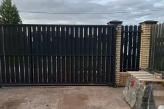 rollout-gates-img-010